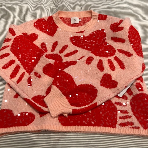 Sequined heart sweater -  NWT - Picture 2 of 4